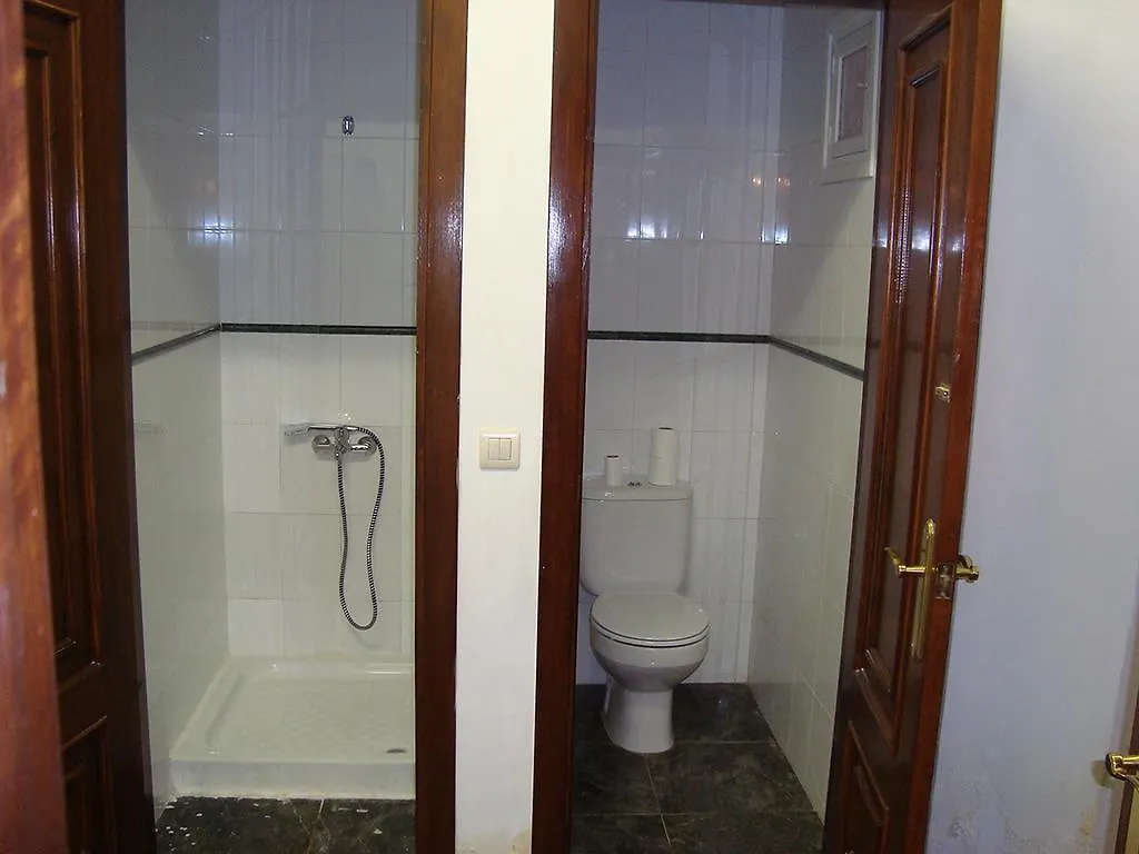 Apartment Cortina Del Muelle Catedral Hotel Malaga