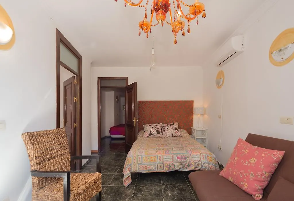 Cortina Del Muelle Catedral Hotel Malaga Apartment