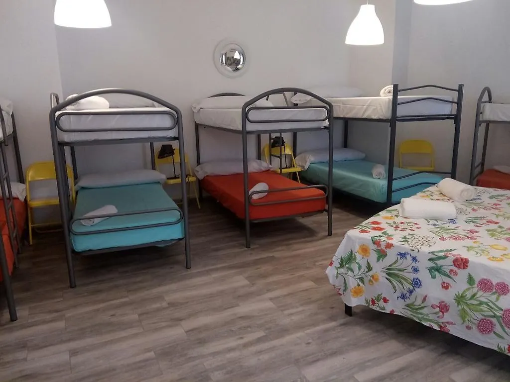 Cortina Del Muelle Catedral Hotel Malaga Apartment